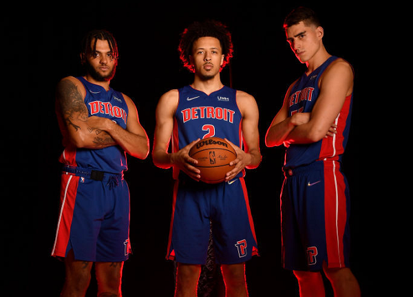 用或借款参 用或借款参